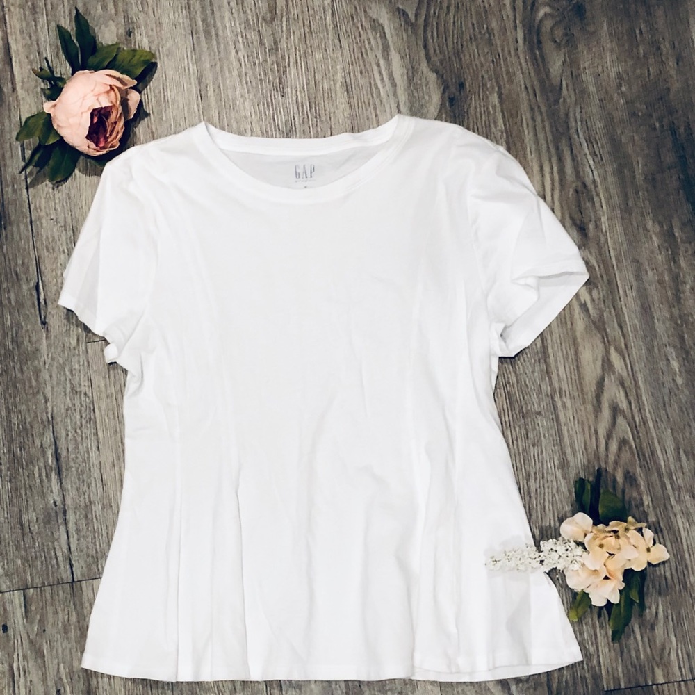 Gap Crewneck Peplum Vintage Wash Tee Size Medium